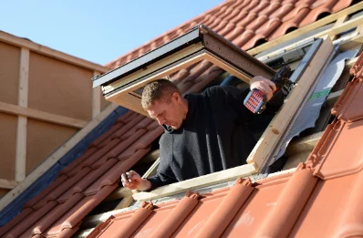 Pose de fenêtres de toit Velux à la Buissière